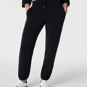 SPANX AirEssentials Black Joggers XS
